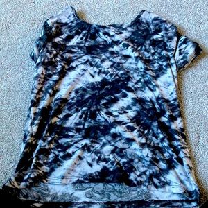 Cute t shirt that looks so cute